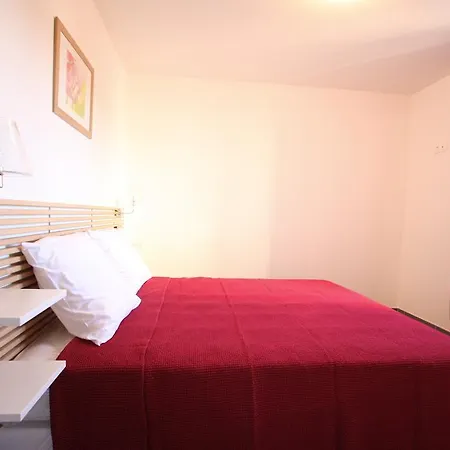 Apart Otel Catherine 4*