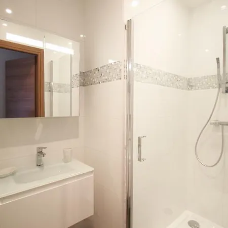 Catherine Aparthotel Calvi (Corsica)