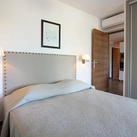 Appart hôtel Catherine Calvi (Corsica)