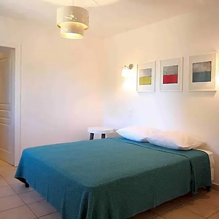 Catherine Aparthotel