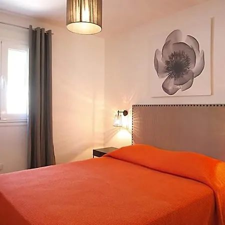 Catherine Aparthotel 4*
