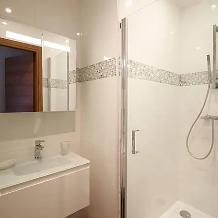 Aparthotel Catherine Calvi (Corsica)