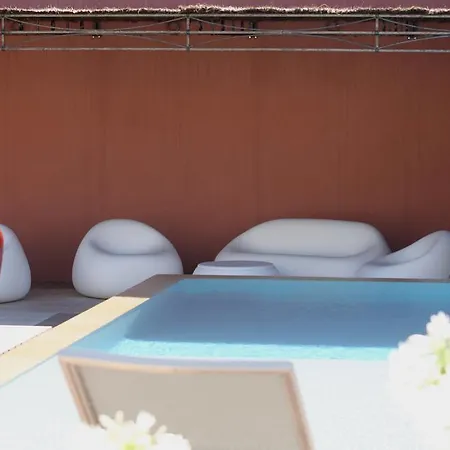 Catherine Apart Otel Calvi (Corsica)