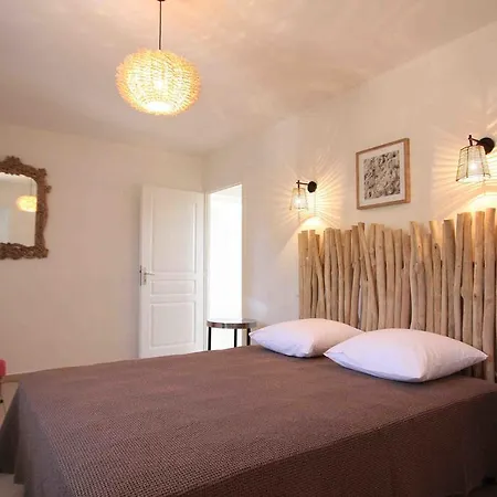 Catherine 4* Calvi (Corsica)