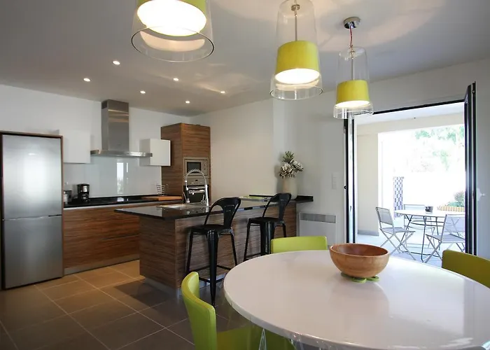 Catherine Aparthotel