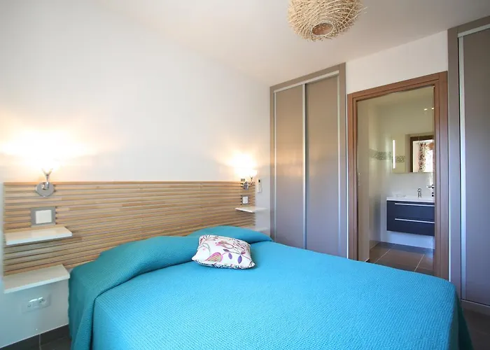 Aparthotel Catherine 4*