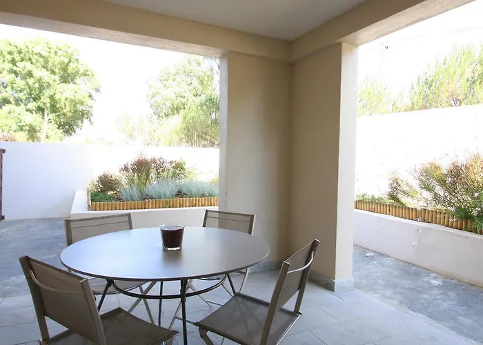 Catherine Aparthotel 4*